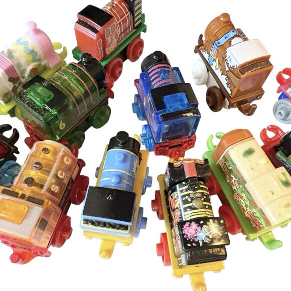 Thomas The Tank Train And Friends Holiday Mini Trains Mattel Lot Of 13 Christmas - Picture 4 of 5